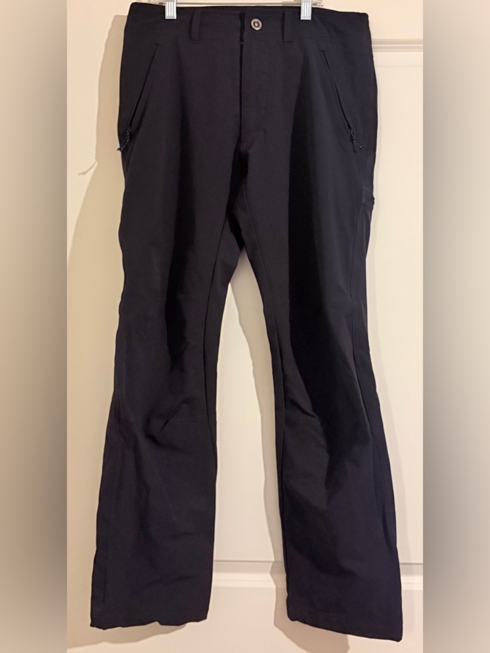 KUHL Men's SILENCR PANTS Size 38X32 in the color Raven (Navy)